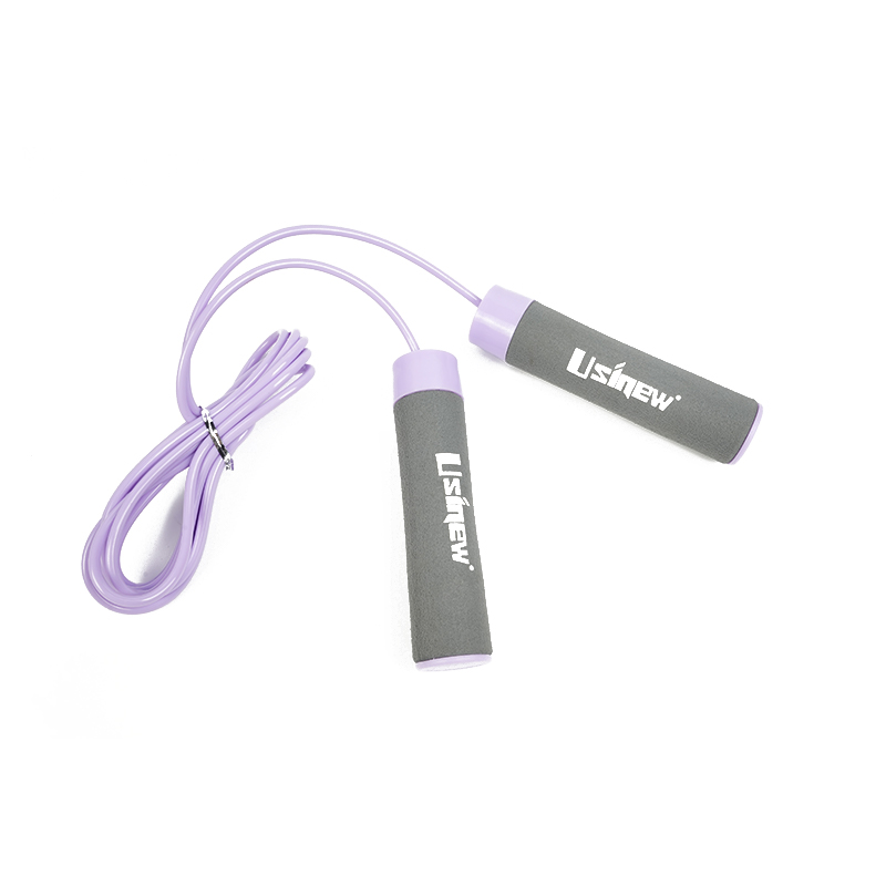 PP mengendalikan tali lompat satu paun